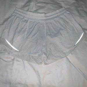 SOLD lululemon white hotty hot size 8